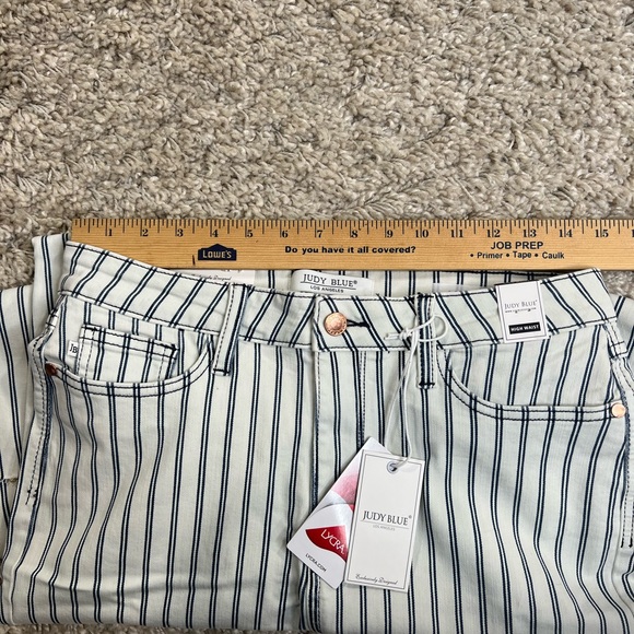 Judy Blue Navy and White Striped Jeans flare legged high waist 11/30 NWT - Picture 4 of 11